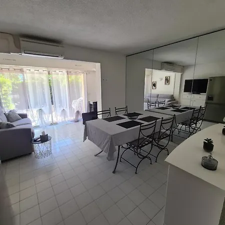 Ete Sucre Sale Apartman *